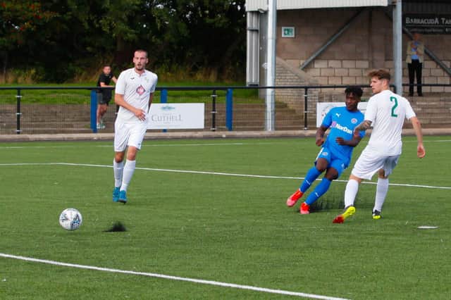 Tiwi Daramola scores to put Bo'ness Athletic 4-1 up against Thornton Hibs (Pic by Scott Louden)