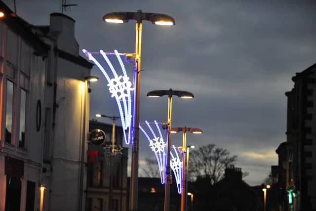 The Christmas lights will be switched on in Stenhousemuir this weekend.
