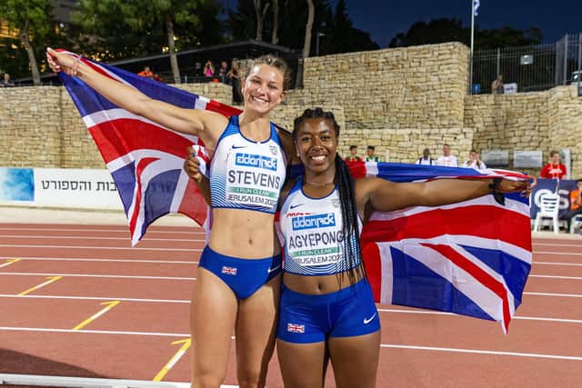 Paige Stevens poses for a picture alongside fellow medal winner Cleo Agyepong after the event (Photo: Jurij Kodrun/Getty Images for European Athletics)