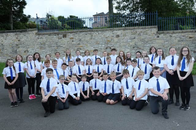 The 2021 Bo'ness Fair retinue from the town's Grange Primary.  Pic: Brian Muldoon