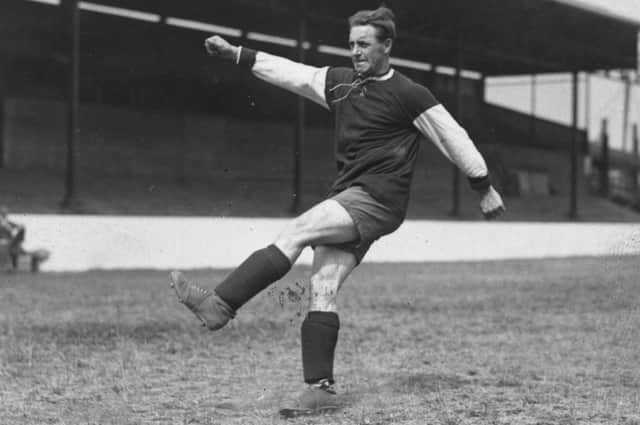 Syd Puddefoot during a West Ham training session at Upton Park in August 1921  (Photo: Topical Press Agency/Getty Images)