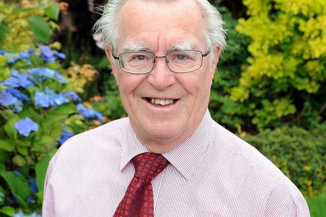 Falkirk Herald gardening guru Sandy Simpson has sadly passed away at the age of 86 (Picture: Michael Gillen, National World)