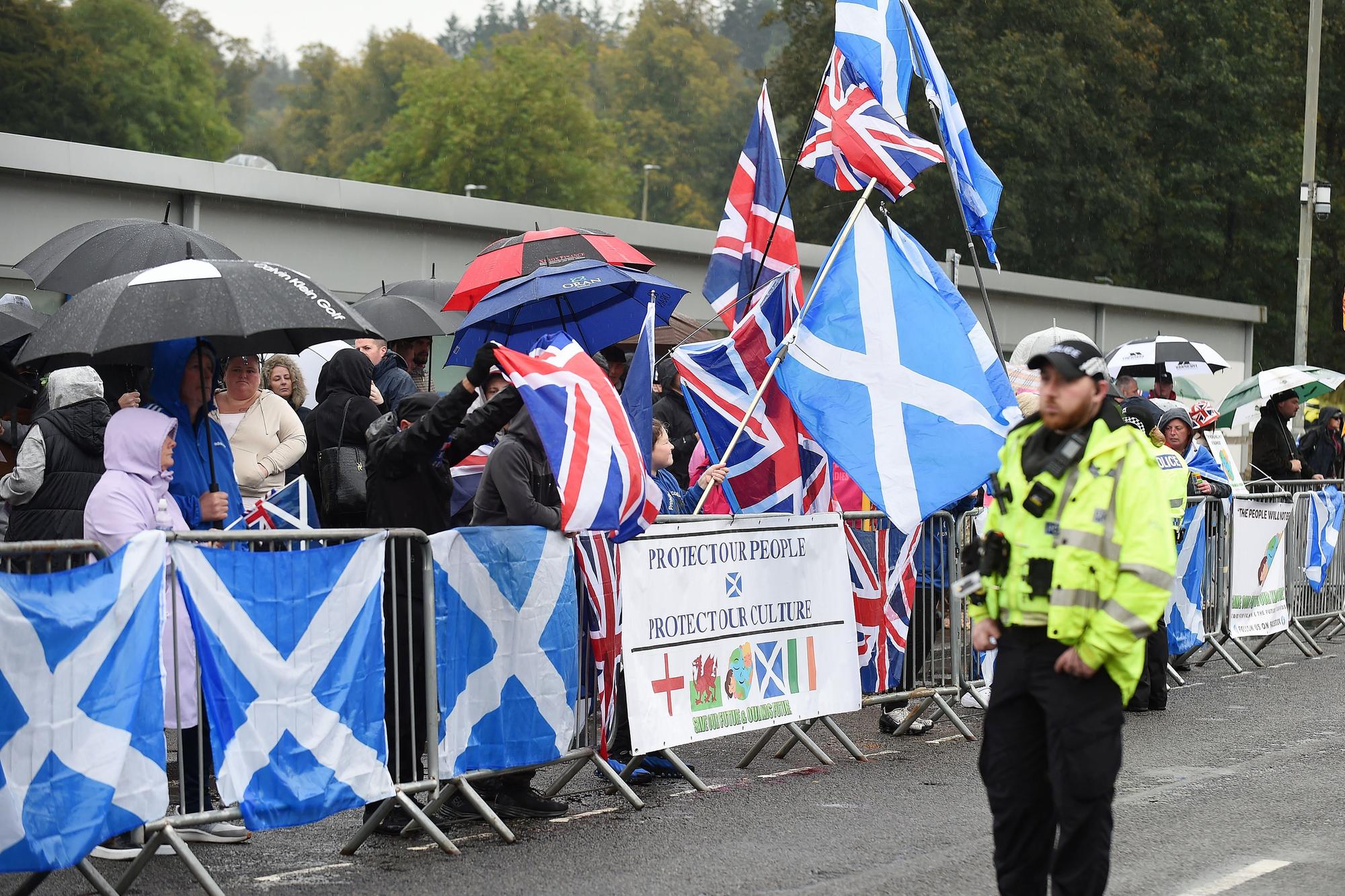 Protest In Falkirk Falkirk councillors 'reject hate and discrimination' as asylum hotel ...
