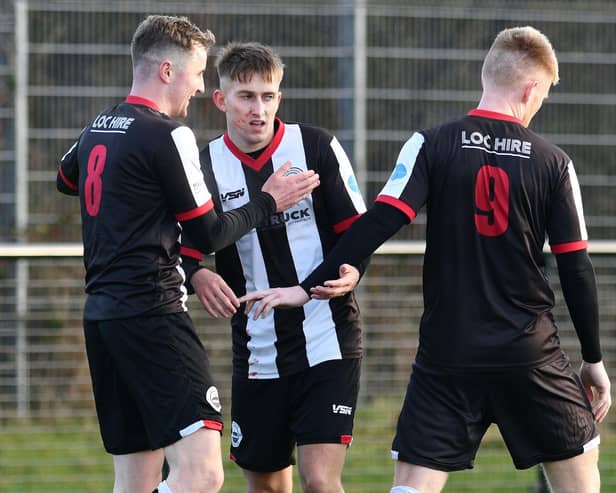 Dunipace midfielder Dylan Tennant celebrates his goal against Glenrothes (Photo: Michael Gillen)