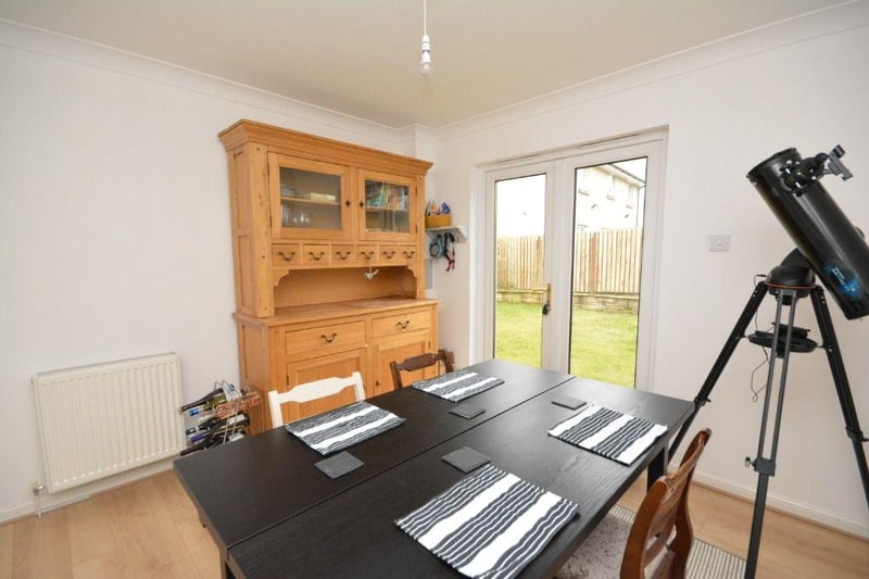 Dining room.