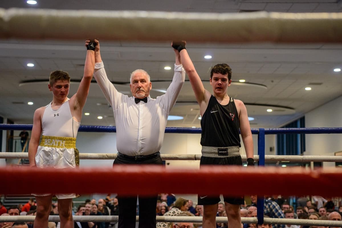 Phoenix Boxing Phoenix boxers put on a show for home crowd