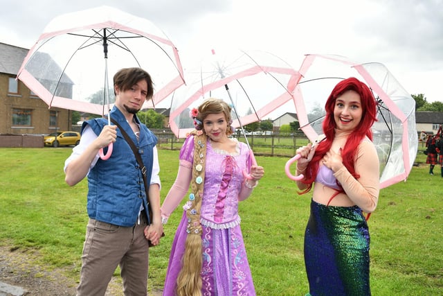 Flynn Rider, Rapunzel and Ariel were at the gala.