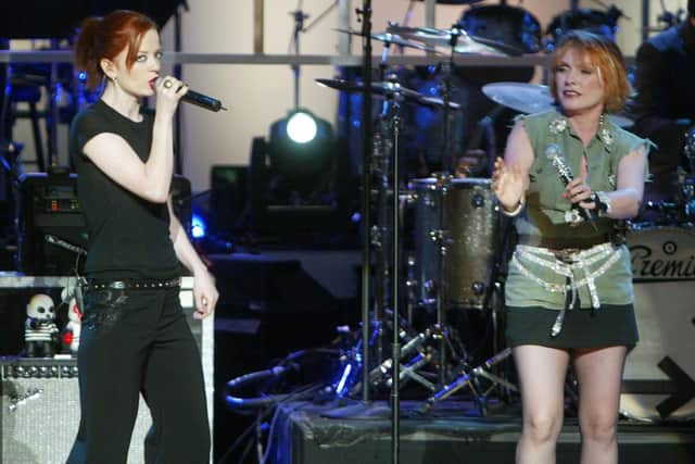 Shirley Manson and Deborah Harry perform on stage together at the 5th Annual Women Rock! in 2004