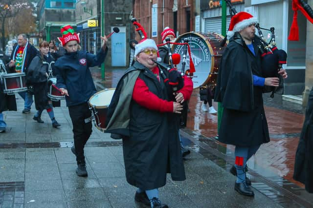 Camelon and District Pipe Band help Grangemouth Festive Celebration go marching on 
(Picture: Scott Louden, National World)