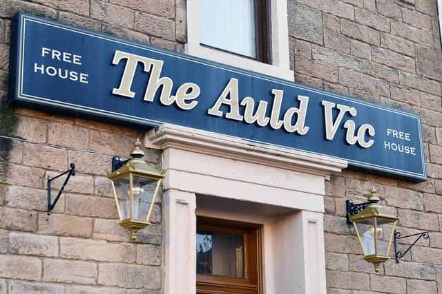The Auld Vic is the latest pub in the Falkirk area - and the second situated in the same road - to have customers test positive for COVID-19