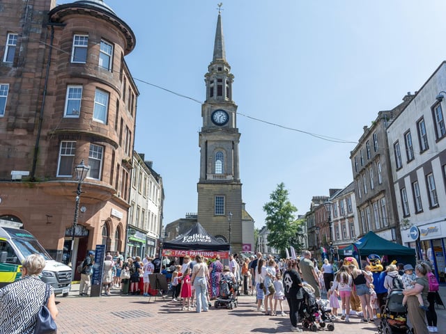 A busy day for Falkirk High Street.