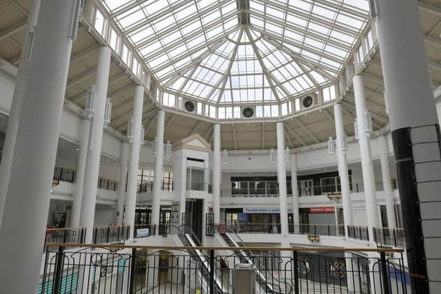 Owners state its a matter of "weeks not months" until Callendar Shopping Centre closes its doors for the last time