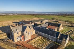Wester Pirleyhill Farm, on the edge of the village of Shieldhill, sits in a private position with panoramic views towards Falkirk and Grangemouth beyond.