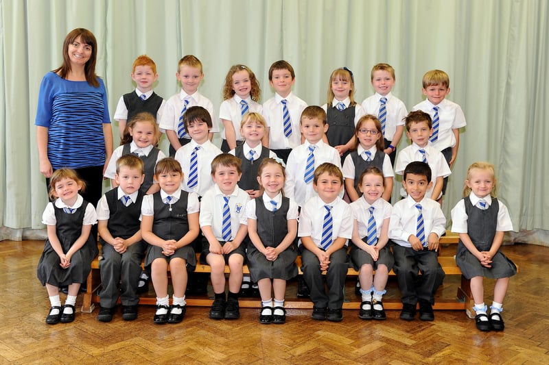 Wallacestone Primary 1 class 2013.