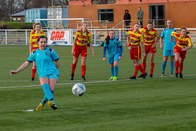 08/01/23 Central Girls v Rossvale Women, Womens Scottish Cup 4th Round Galaxy Sports Little Kerse. Central Girls score from the penalty spot