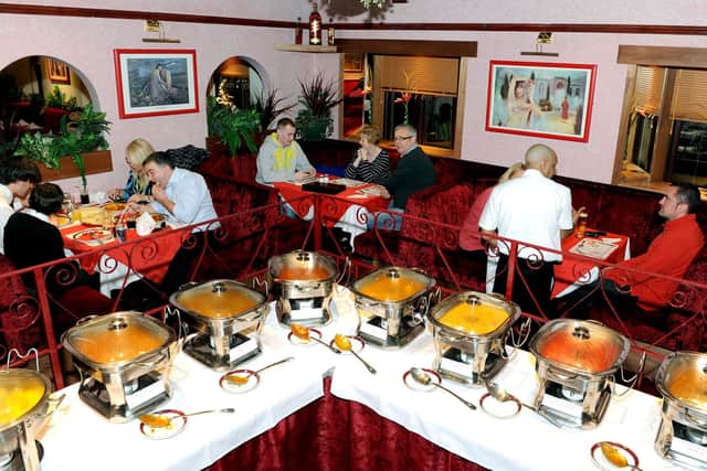 Larbert's Gulnar Tandoori said goodbye to its management team after 26 great years