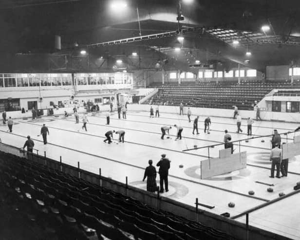 The British Open curling championship was held in Falkirk in 1960.