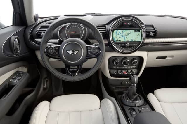 The interior of the 2016 Mini Clubman.