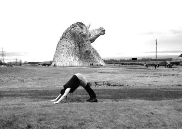 Yoga Teacher Lindsey porter from Maddiston, has been going round Falkirk's famous places with a different yoga position in each one every day in January