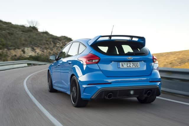 The rear exterior of the Ford Focus RS 2016.
