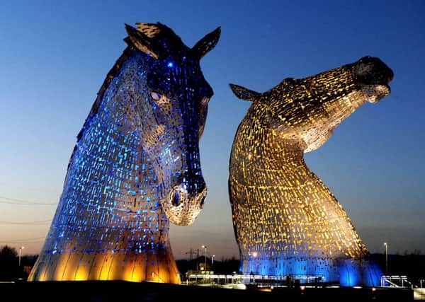 What exactly prevents the Kelpies flying off?