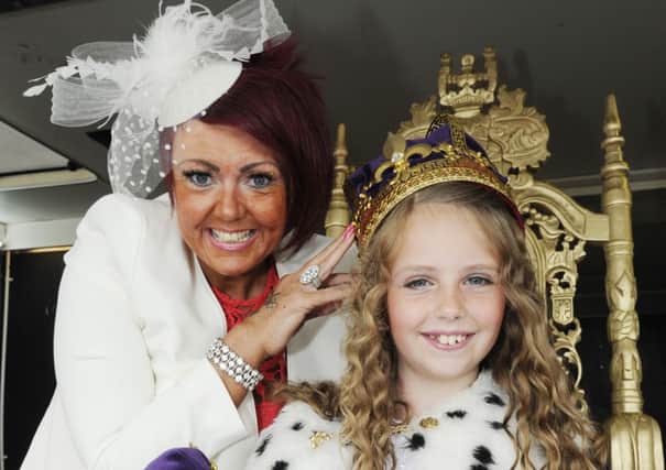 Jennifer Cook is crowned Mariners Day Queen 2016 by Eileen Ferguson
Picture: Alan Murray