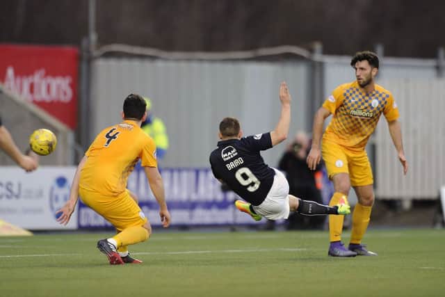 John Baird went close with this effort on the stroke of half-time. Pic by Michael Gillen.