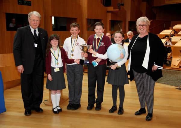 Comely Park Primary School prize winning pupils Robyn Dewar-Young, Edwin Walker, Jaymie Jones, Tamsin Gold with Sir David Edward and Christine Grahame MSP
