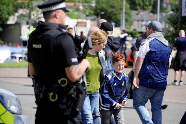 10-06-2017. Picture Michael Gillen. GLASGOW. Hampden. 2018 FIFA World Cup Russia Qualifier. Scotland v England. Police Scotland armed police.