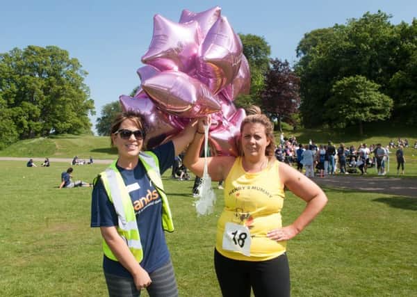 Kellie Cunningham (right) had help in organising her 5k fun run for Forth Valley Sands from her sister Debbie (left). Picture by Jamie Forbes.