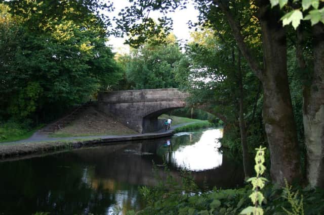 The Union Canal at Bantaskine Bridge