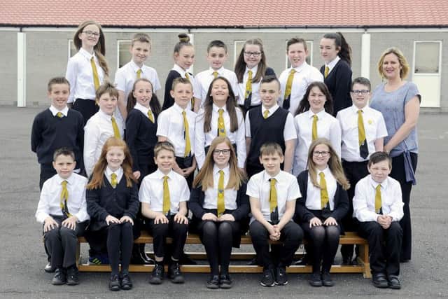 Carronshore Primary pupils are among those saying goodbye this week. Picture Michael Gillen.