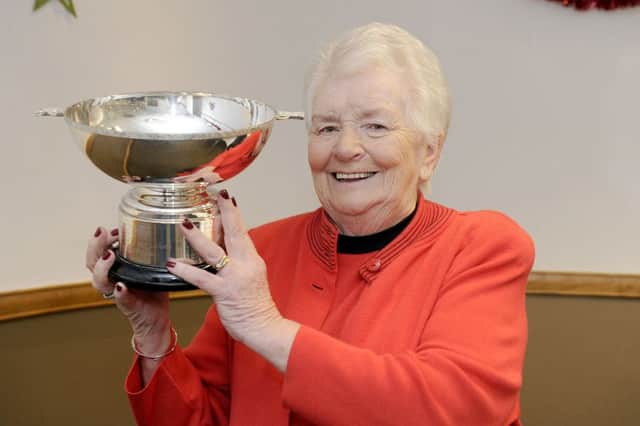 Rotary Club of Falkirk community achievement award to Mrs Ann Kerr in 2017