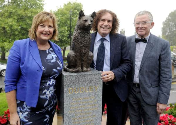 Grand unveiling...of Dudley at the Canal Basin by MSP Fiona Hyslop, Ron Smith and David Annand. (Pic: Michael Gillen)
