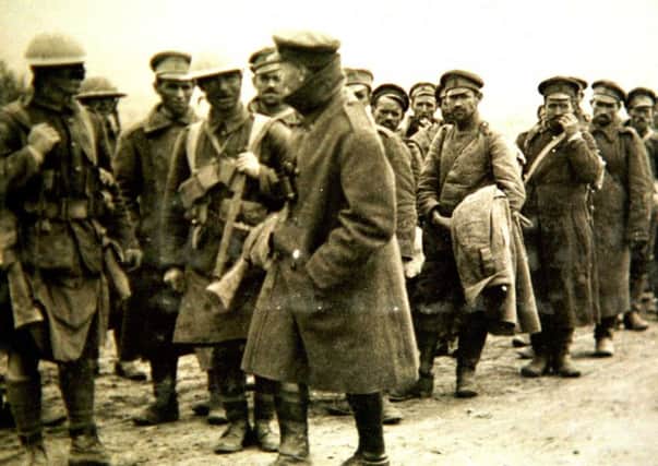 Argylls men with Bulgarian prisoners (in peaked caps) on the Macedonian front.  Bulgaria kept the Entente forces at bay for the entire war, breaking only in the final weeks when her forces were completely exhausted.
She had previously fought the Balkan Wars of 1912-13, which many see as the prelude to the Great War.