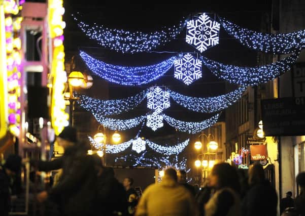 Falkirk's Christmas lights will be switched on by performer Barbara Bryceland this weekend