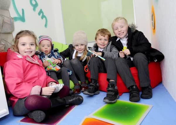 Comely Park pupils chill out in The Wee Bee cabin. Pic: Michael Gillen.