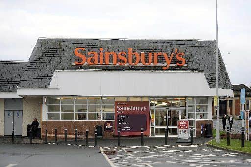 Sainsbury's, Denny: Christmas Eve - 7am-7pm / Christmas Day - CLOSED / Boxing Day - 9am-6pm / New Years Eve - 7am-7pm / New Years Day - 9am-6pm