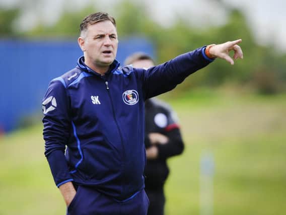 An alarming second half collapse at Broxburn on Saturday led to Steve Kerrigan quitting as Boness manager