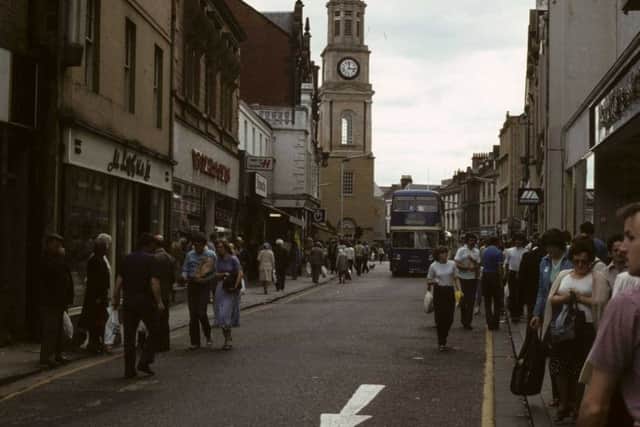 In1980 the High Street was busy.