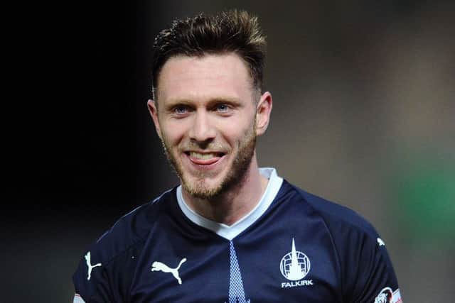 Wasn't as effective as he normally is down the right channel and had his hands full with Morton attacks down his flank. 5