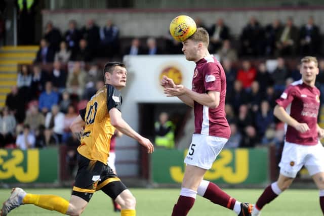 Stenhosuemuir 1 Annan Ath 2.   Pictures: Alan Murray.