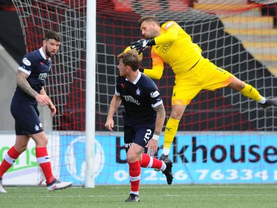 Falkirk goalkeeper Cammy Bell injured his knee during the stalemate with Airdrieonains (picture: Michael Gillen)