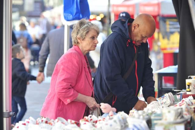 Falkirk Food and Drink Festival on Falkirk High Street. Picture by Alan Murray.