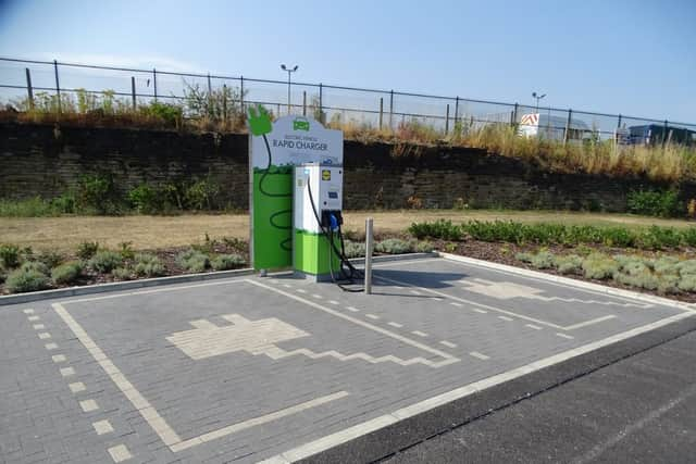 More and more charging locations are opening up at retail and leisure sites (Photo: Shutterstock)