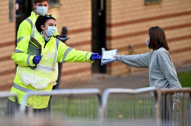 On the evening of Thursday 24 September, it was announced that students in Scotland should not go to any pubs or restaurants, following a rise in coronavirus cases (Photo: Jeff J Mitchell/Getty Images)